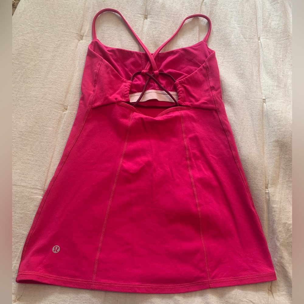 lululemon tank top